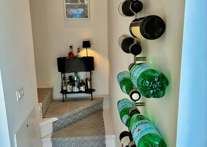 The Wee House On The Carate Urio